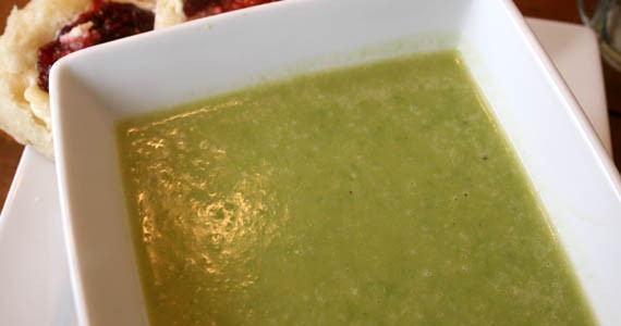 Pea Soup… it’s actually good! And Recipe Link Up!