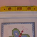 keep your pictures straight tip advice idea remodelaholic.com1 (600x324)