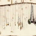 picture-frame-stick-jewelry-holder-necklaces-home-decor-DIY