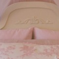 remodelaholic-remodeling-curvy-diy-headboard-awesome-designed-to-dwell (570x243)