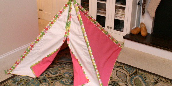Kid’s Fabric Tee-Pee Tutorial!