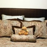 headboard