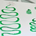 easy-diy-christmas-tree-canvas-art-cleverlyinspired-3_thumb