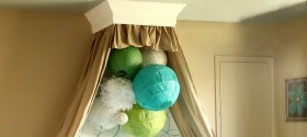 Girls Bedroom with stenciled wall and crown cornice canopy bed blue and green (7) featured image