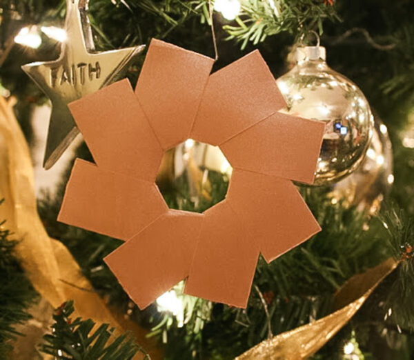 Paper Oragmi Wreath Tutorial Christmas Tree Decoration 2