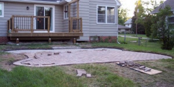 how to install a brick paver patio