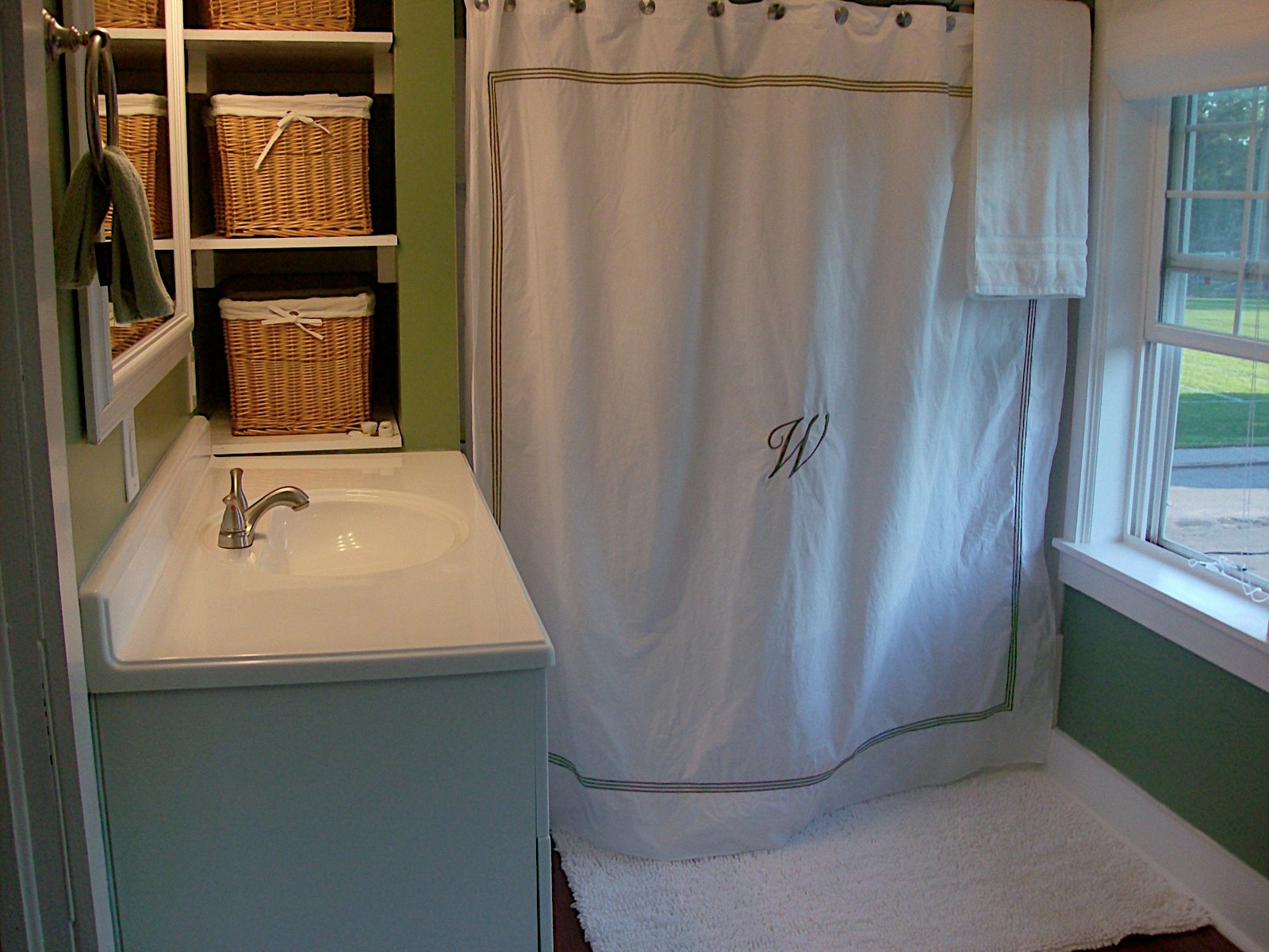 Remodeling a Small Bedroom into a Bathroom Remodelaholic