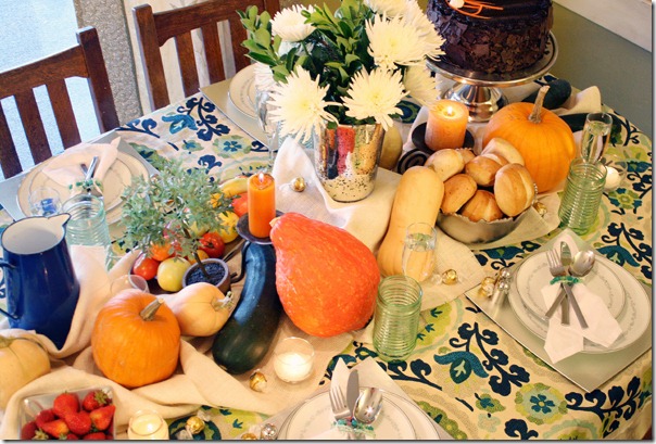 Fall Bounty tablescape Thanksgiving Table setting (9)