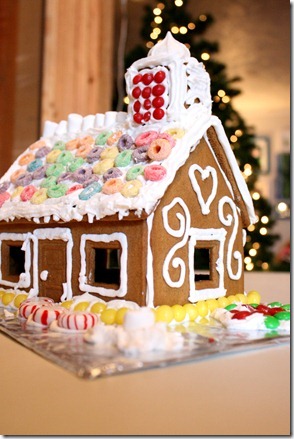 Gingerbread Houses (30)