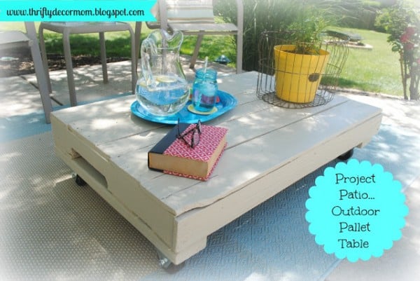 Thrifty Decor Mom, patio backyard reveal