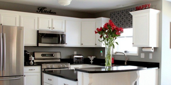 black and white kitchen remodel feature