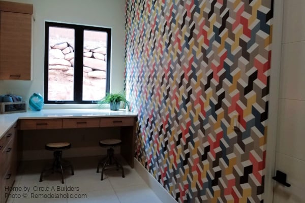 Creative Painting Ideas For Walls, Multicolor Geometric Painted Wallpaper Mural, Remodelaholic SGPH18 H27