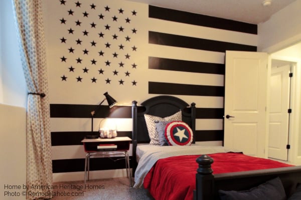 Creative Simple Wall Painting Ideas, Black And White Monochrome Flag Wall Mural, Remodelaholic SGPH17 H24