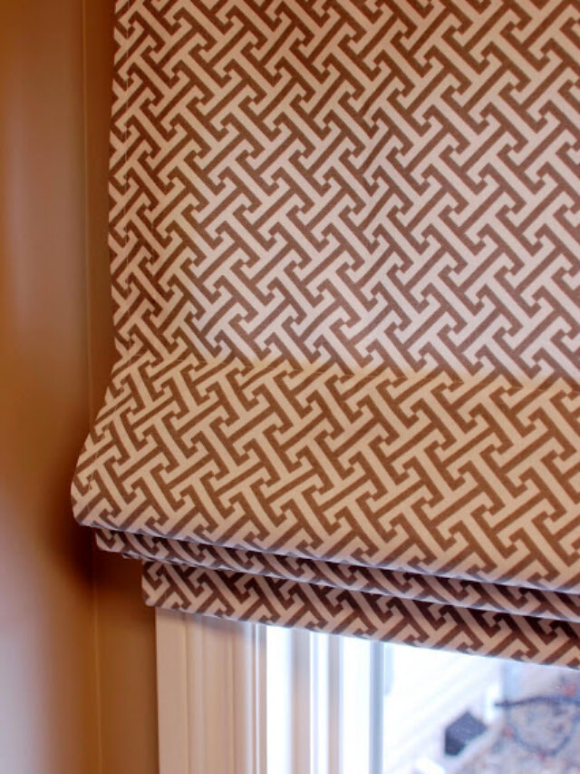Cropped Fully Operation Roman Window Shade Tutorial 33 Shades Of Green On Remodelaholic.jpg