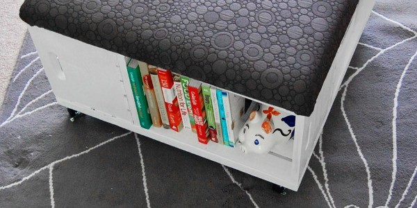diy ottomans on Remodelaholic