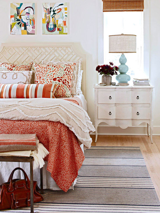 Mixed Pattern Bedding Get This Look: Mixed Patterns in the Master Bedroom | Remodelaholic