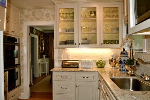 small kitchen remodel, via Roomzaar