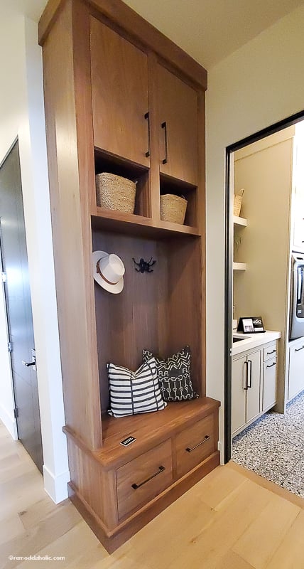 How to Decorate a Hallway: Corner Mudroom Storage