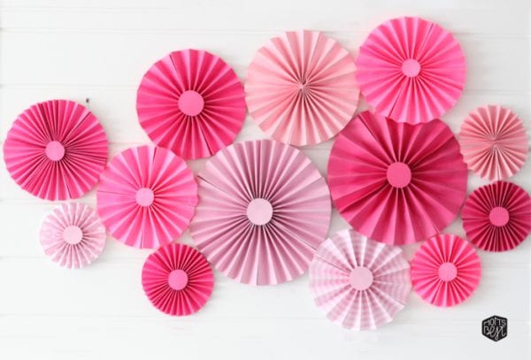 28 Creative Party Backdrops - Tipsaholic.com