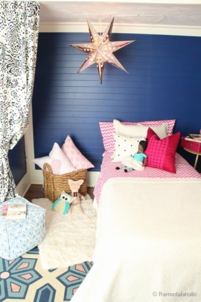 kids bed nook with star light, Remodelaholic