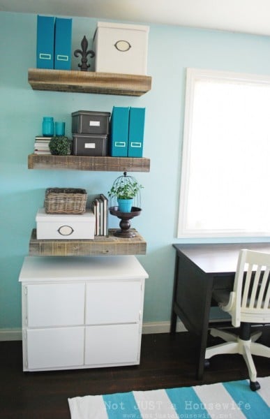 tipsaholic-reclaimed-wood-shelves-not-just-a-housewife