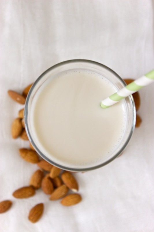 10 Uses for Almond Milk - Tipsaholic.com