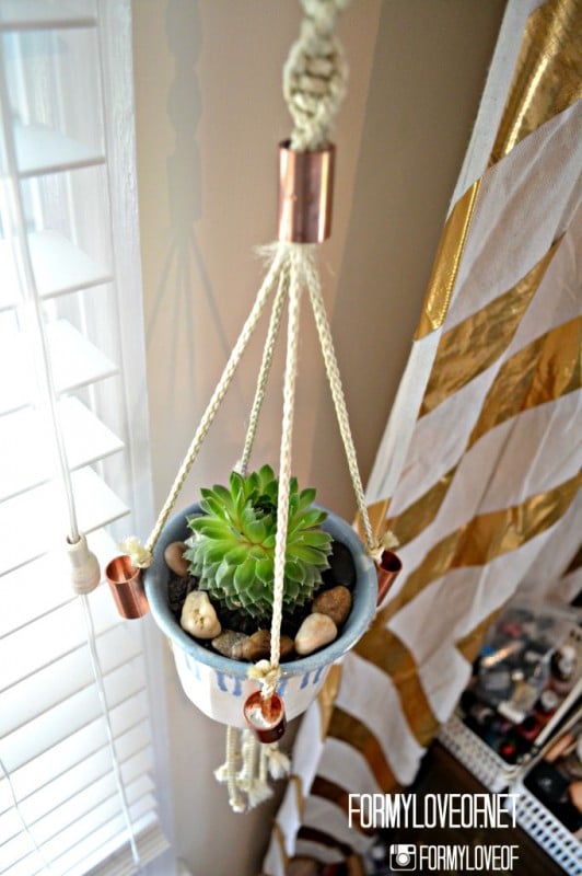 macrame hanging planter