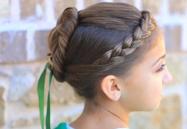 10 Disney Princess Hairstyles - tipsaholic, #hairdos, #disney, #princess, #hair
