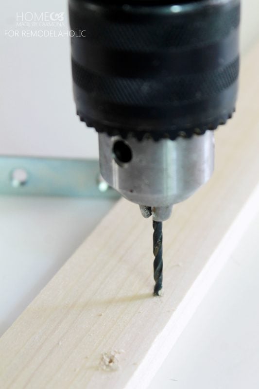 Floating Frame - drill 2 - for Remodelaholic