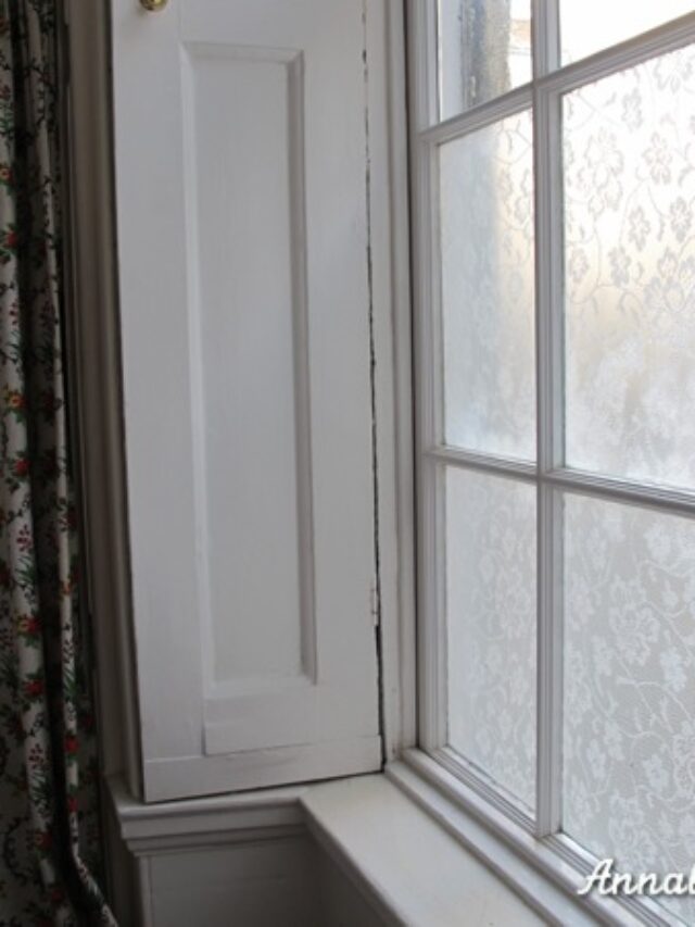 Cropped DIY Lace Privacy Window Covering Annabel Vita On Remodelaholic.jpg