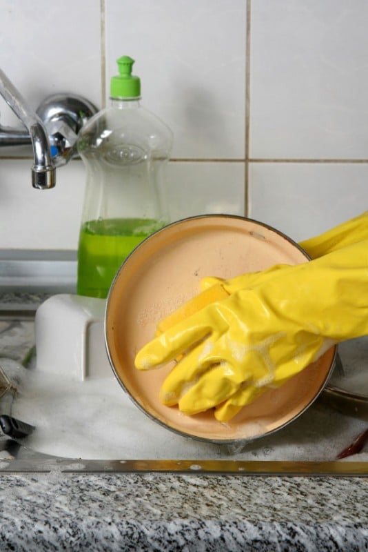 dish washing