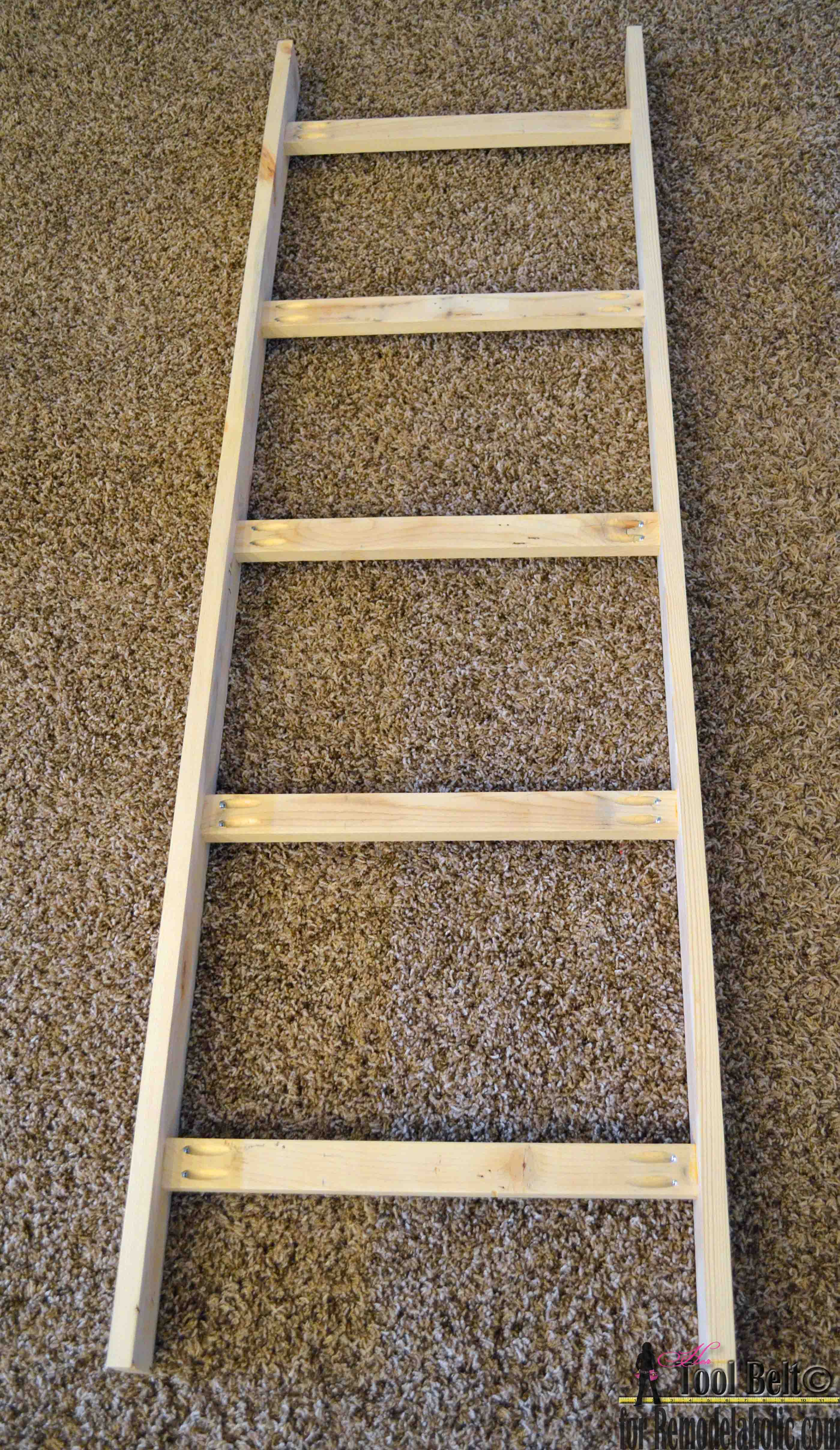 A Blanket Ladder Is A Great Storage Solution For Bulky Blankets And Throws Build This A Blanket Ladder Is A Great Storage Solution For Bulky Blankets And Throws Build This