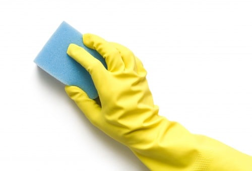 Cleaning the bathroom isn't always fun, but it can be easy. Here are some great tips for how to clean your bathroom using Clorox Bleach via @tipsaholic #cleaning #bathroom #bleach #clorox