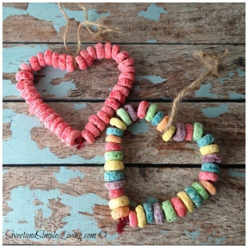There are lots of great projects and crafts you can do with your kids around Valentine's Day. 10 Fun Valentine Activities for Kids - tipsaholic, #valentine, #valentine's #valentinesday #kids, #education, #crafts