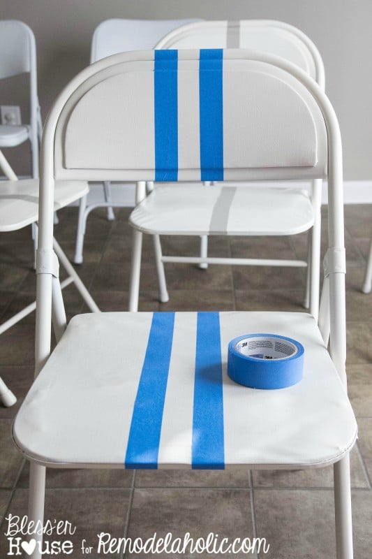 Painted Folding Chair Makeover | Remodelaholic.com
