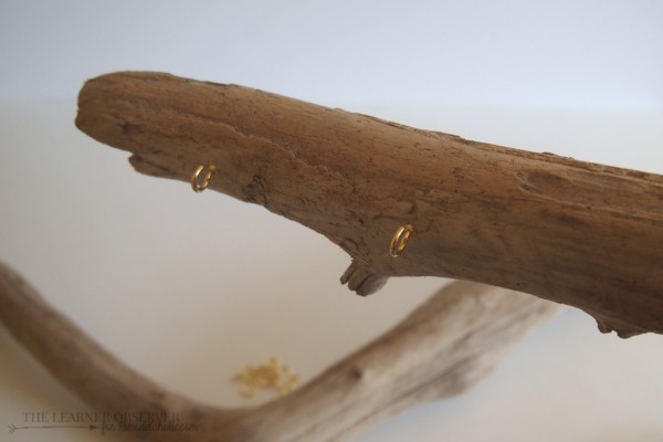 $5 DIY Driftwood Jewellery Organizer  The Learner Observer for Remodelaholic.com