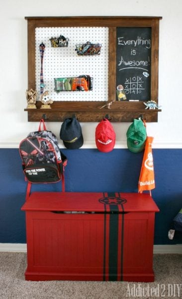 Pegboards can be used in every room in your house! Here are 32 pegboard ideas to show you just how versatile the humble pegboard can be. 32 Pegboard Ideas For Every Room in Your House via @tipsaholic #pegboard #diy #homedecor #home