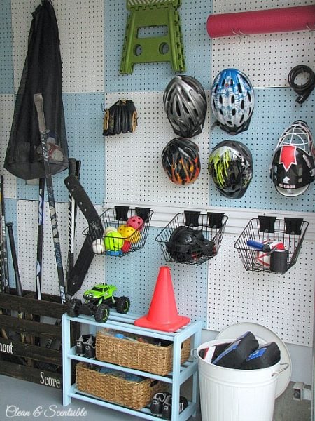 Pegboards can be used in every room in your house! Here are 32 pegboard ideas to show you just how versatile the humble pegboard can be. 32 Pegboard Ideas For Every Room in Your House via @tipsaholic #pegboard #diy #homedecor #home
