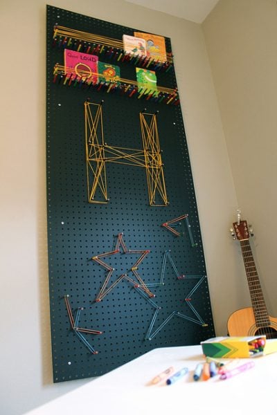 Pegboards can be used in every room in your house! Here are 32 pegboard ideas to show you just how versatile the humble pegboard can be. 32 Pegboard Ideas For Every Room in Your House via @tipsaholic #pegboard #diy #homedecor #home