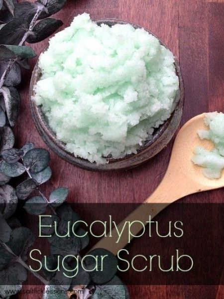 If you love the luxury of sugar scrubs but hate the luxury price tag, try making your own! Use essential oils for any of these DIY sugar scrub recipes. 25 Refreshing DIY Sugar Scrubs To Try - Tipsaholic.com, #sugarscrub, #DIY, #essentialoils, #EO, #beauty