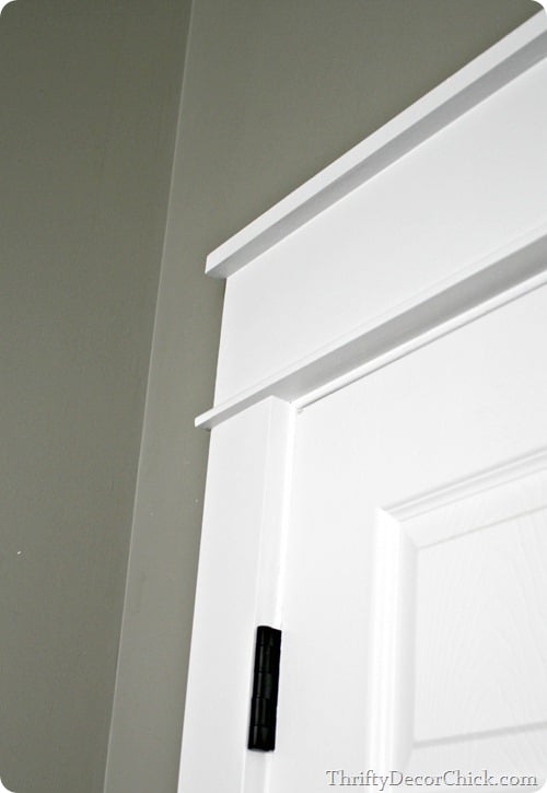 https://www.remodelaholic.com/wp-content/uploads/2015/04/chunky-thick-craftsman-style-door-trim-Thrifty-Decor-Chick.jpg