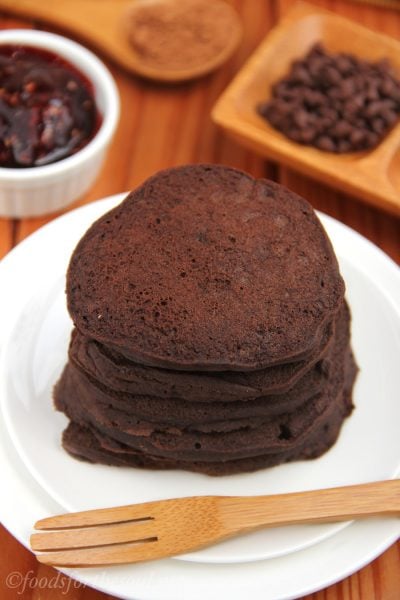 Love to make pancakes on lazy Saturday mornings? Here are 50 amazing pancake recipes to have on hand for your next leisurely breakfast. 50 Delightful Pancake Recipes for Saturday Mornings via @tipsaholic #breakfast #recipes #pancakes #recipe