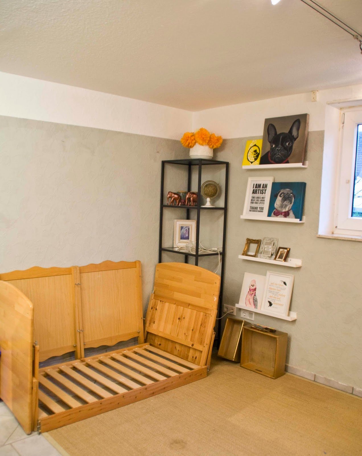 Remodelaholic Upcycled Crib into Couch