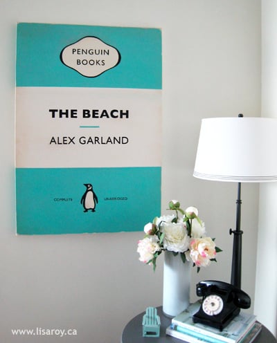 Large Wall Decor DIY Ideas: diy painted book cover wall art (Lisa Roy)