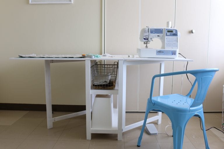 folding craft table tutorial