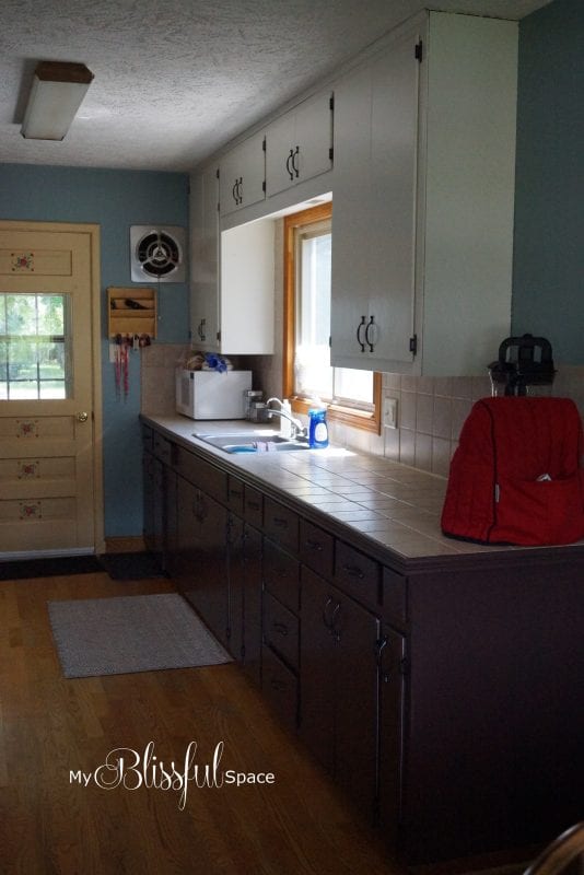 Crystal My Blissful Space painted kitchen cabinets review