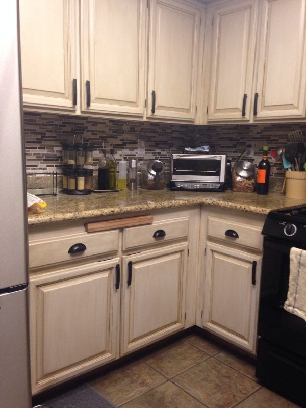 Tami review of painted cabinets using Rustoleum Transformations kit