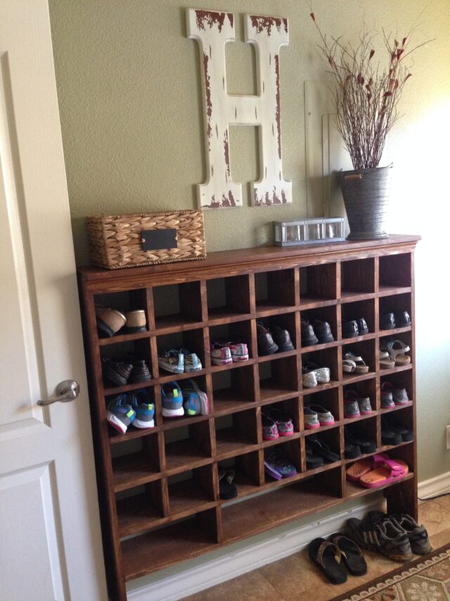 How To Build A Vintage Style Mail Sorter To Organize Shoes (7)