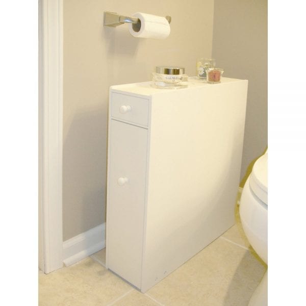 Make your bathroom beautiful and organized with some great bathroom storage ideas! Find new ideas to store all your bathroom items from towels to cotton balls. 30 Bathroom Storage Ideas via Remodelaholic.com #storage #bathroom #bathroomstorage #organization