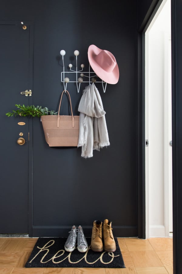 Dark dramatic entryway | 100+ Beautiful Mudrooms and Entryways at Remodelaholic.com